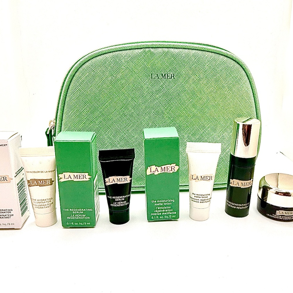 La Mer Skincare Set with Green Bag
